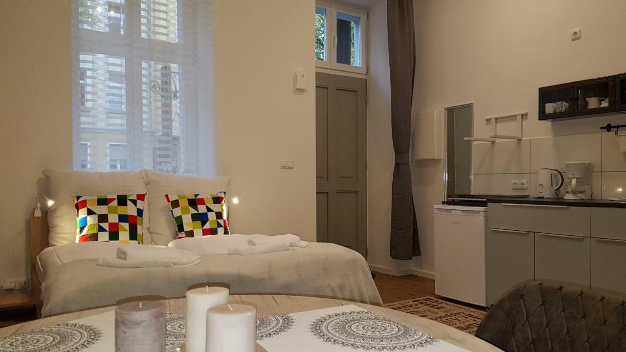Studio Apartment For 3 Berlin Exterior photo