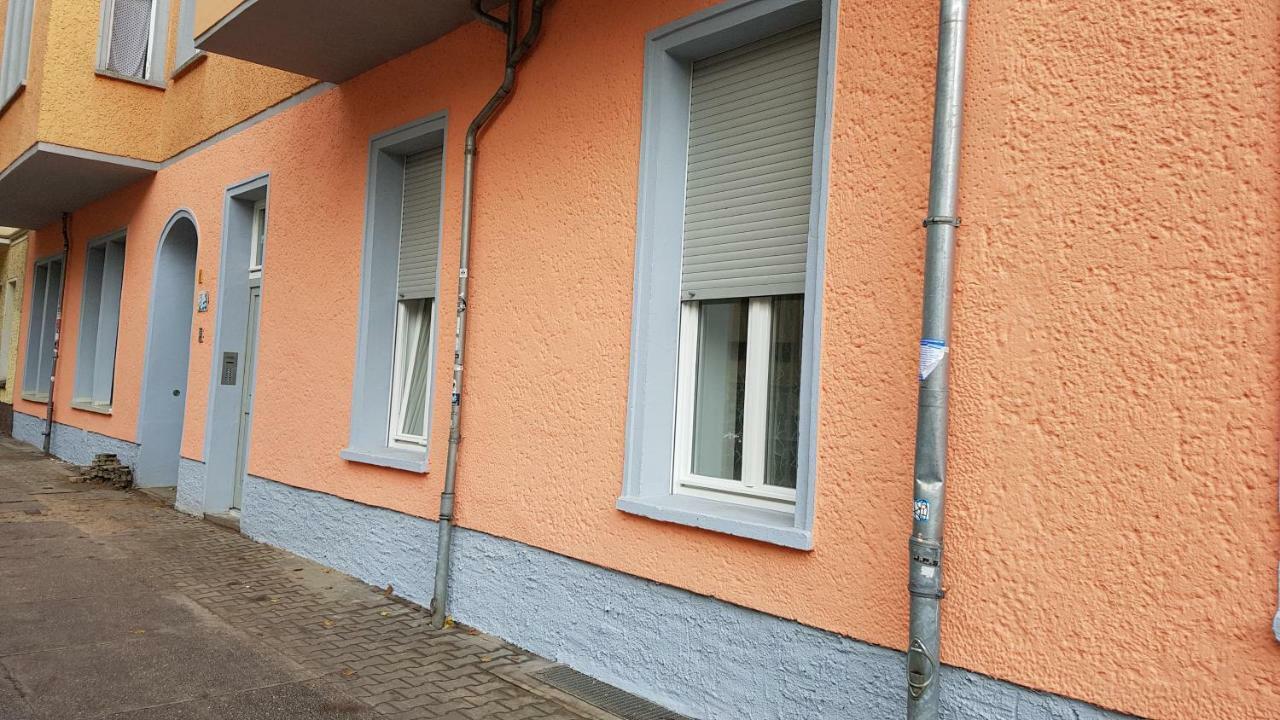 Studio Apartment For 3 Berlin Exterior photo